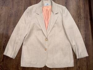Vintage Women’s Rrrruss Tan Blazer Jacket Two Button Front With Pockets EUC